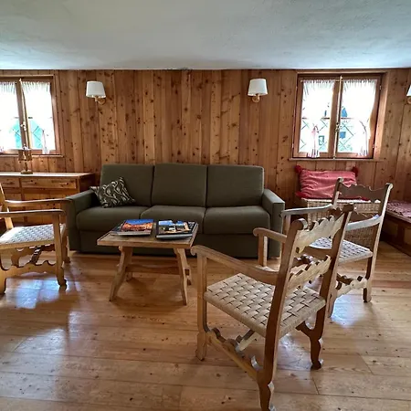 Costa Da Cami Apartman *